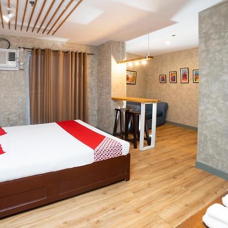 Oyo 471 Edilberto'S Bed And Breakfast Tagum Екстериор снимка