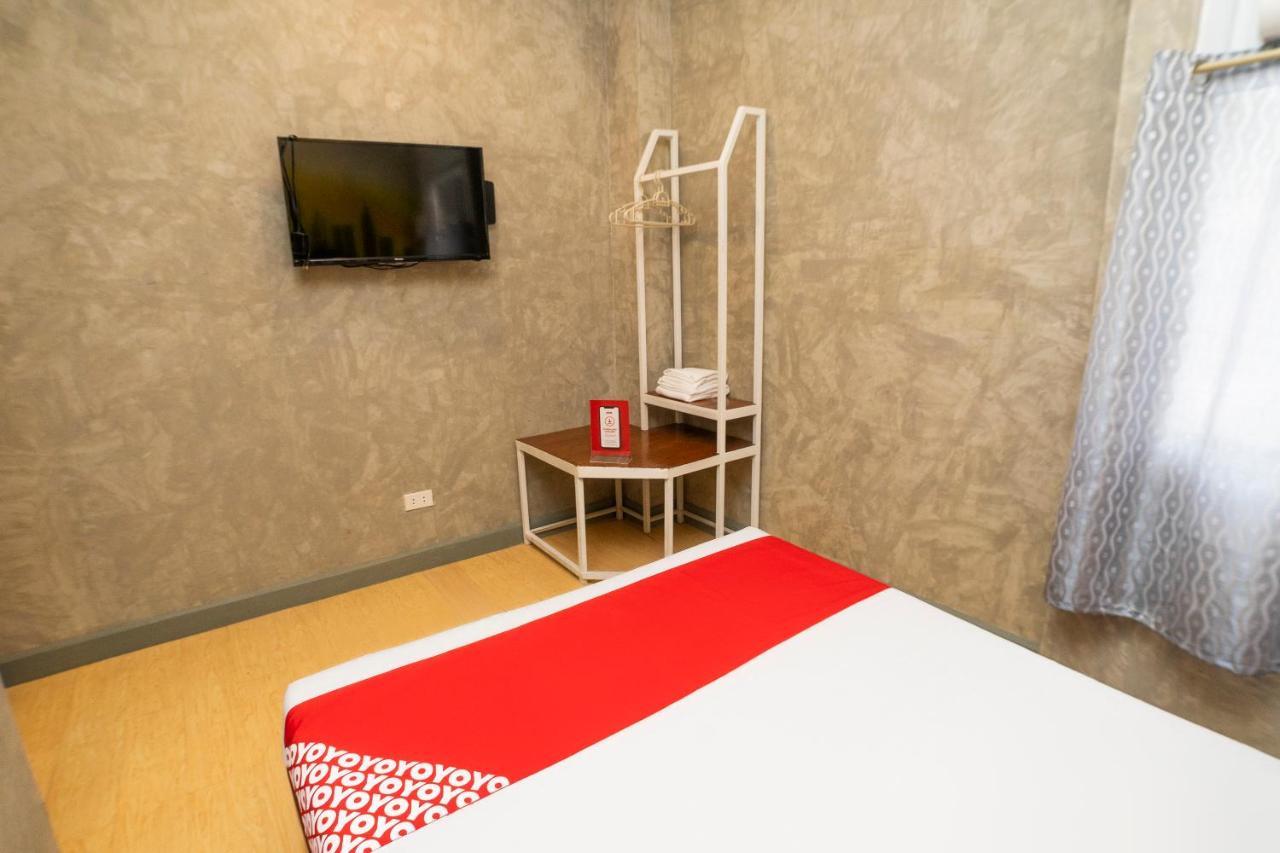 Oyo 471 Edilberto'S Bed And Breakfast Tagum Екстериор снимка